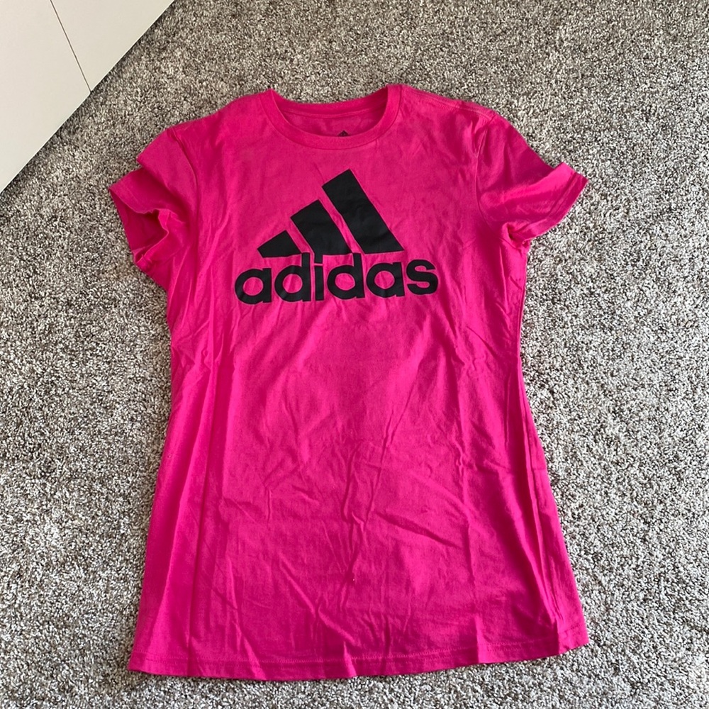 Women’s fitted adidas top